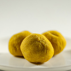 Besan Laddoo